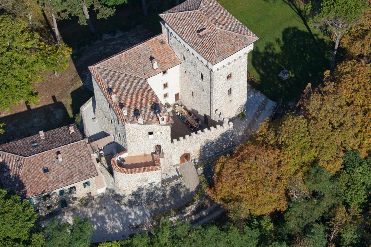 Penzion Castello Di Magrano Carbonesca Exteriér fotografie