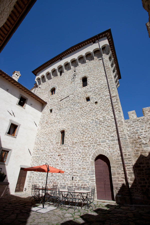 Penzion Castello Di Magrano Carbonesca Exteriér fotografie