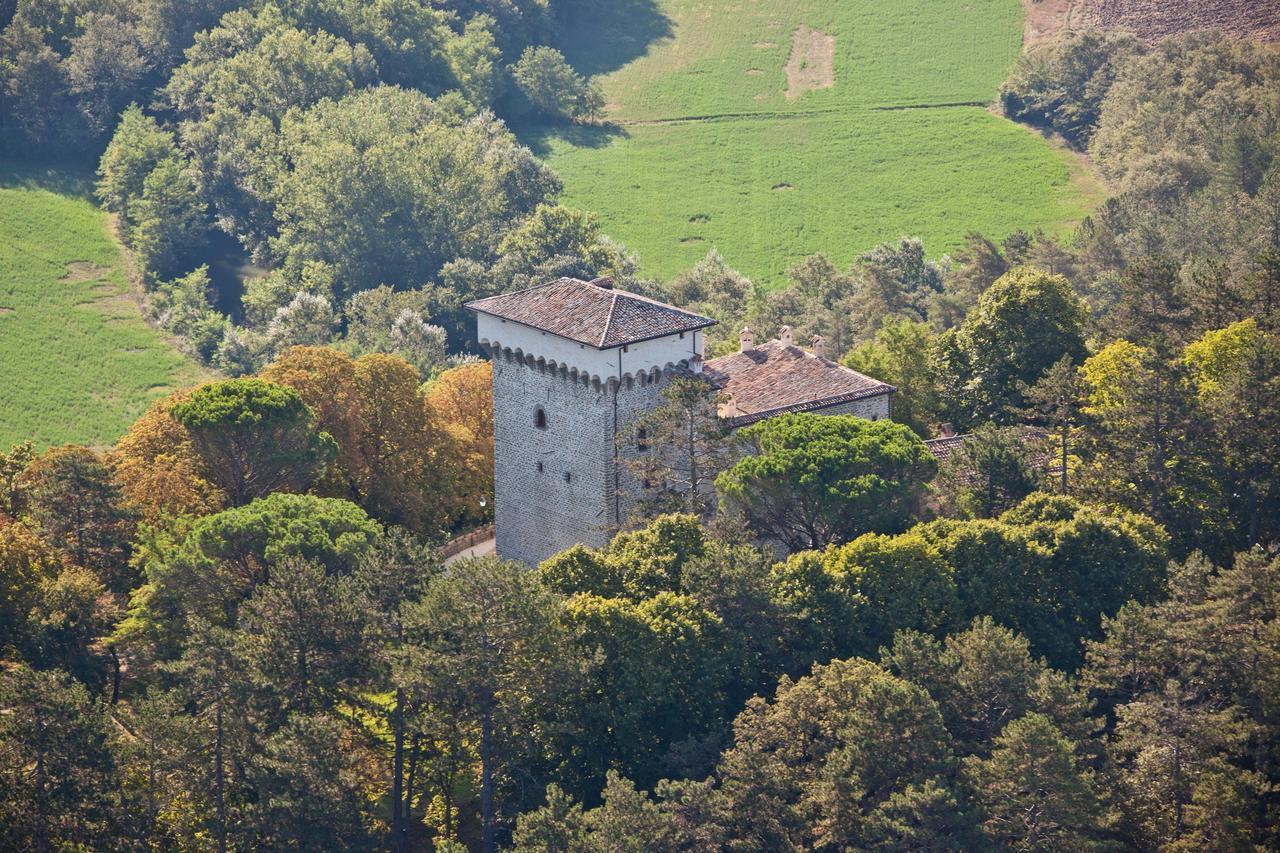 Penzion Castello Di Magrano Carbonesca Exteriér fotografie