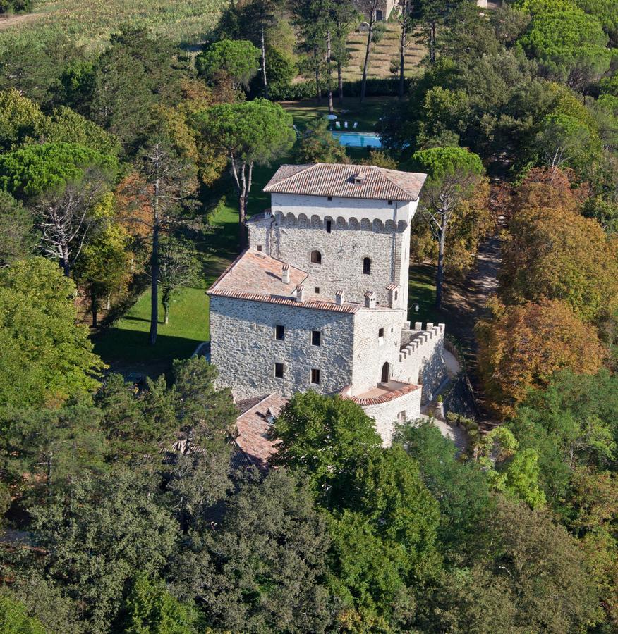 Penzion Castello Di Magrano Carbonesca Exteriér fotografie